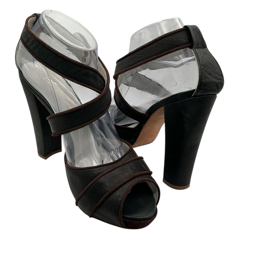 Kenneth Cole leather Elegant Brown‎ Women's Heels size 9.5M
